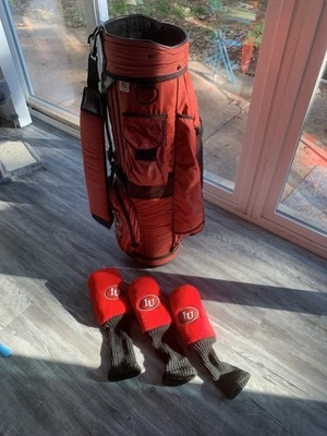 老式 Ron Miller 高尔夫球包 IU 印第安纳大学带三个 IU 球杆套 — 第 1/4 张图片