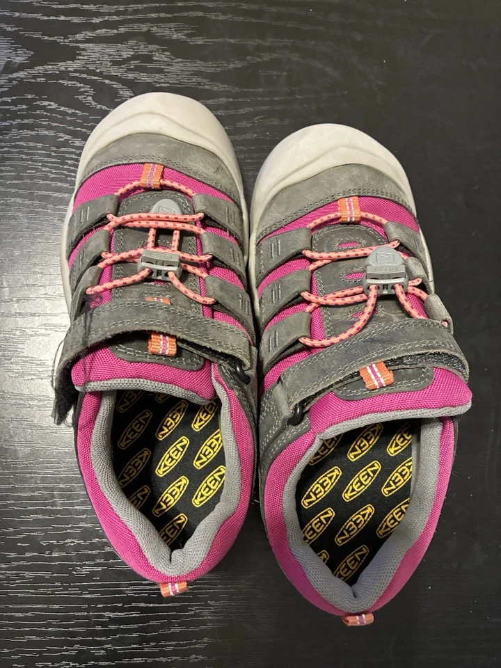 Keen Niños Zapatos de Senderismo Rosa Gris Impermeable Puntera Bungee Trail 5Y Foto 1 de 4