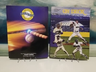 2pk. 1988 On Deck Official Mariners Program  Magazine & Scorecard Ken Griffey Jr - Image 1 of 4