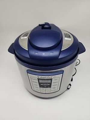 Instant Pot  'RARE NAVY BLUE' Multi-Function IP-LUX 60 - 6 Quart - Tested - READ - Image 1 of 4