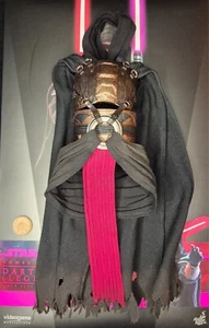 Hot Toys Star Wars Darth Revan VGM62 Body Armor & Cloak loose 1/6th scale - Picture 1 of 1