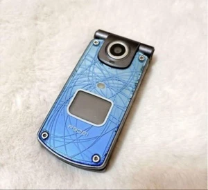NTT Docomo P902I Foma Mobile Japanese Flip Phone Garakei Keitai Retro - Picture 1 of 3