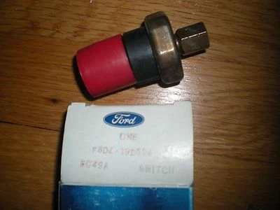 NOS 1993 FORD TAURUS A/C PRESSURE CUT OFF SWITCH Foto 1 de 2