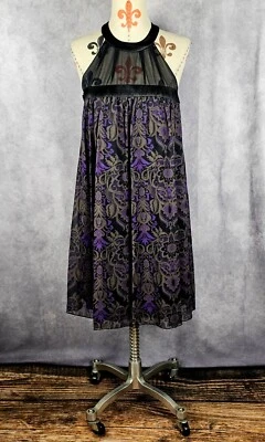 Vestido Democracy Feminino 8 Seda Preto Roxo Floral Sem Mangas Detalhes Transparentes Excelente Estado Usado - Imagem 1 de 4