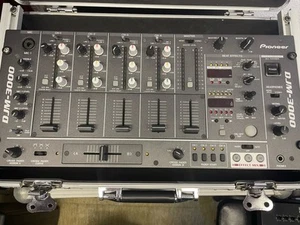 Pioneer DJM 3000 Im Case / Koffer - Bild 1 von 4