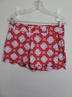  Crown & Ivy Shelby Shorts STRETCH Nautical Boats Red Blue Scalloped Hem  - Image 1 of 4