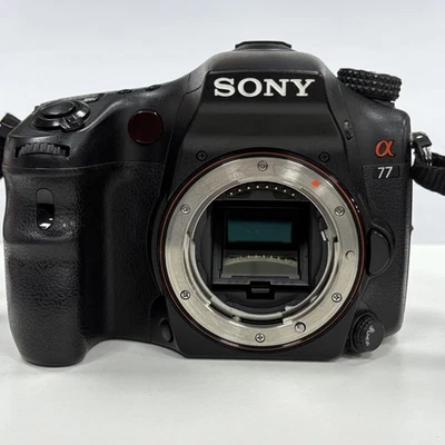 Sony Alpha  a77 SLT-A77V SLT-A77 Digital SLR Camera Body only - Image 1 of 4