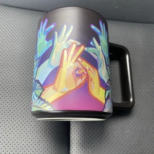 Starbucks Yiqiao Wang Amerikanische Gebärdensprache/Gehörlos - Bild 1 von 3