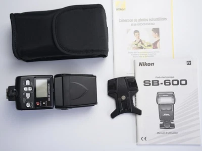 Flash Speedlight Nikon SB-600 i-TTL CLS - Excelente con soporte manual Foto 1 de 3