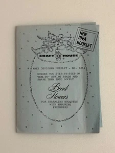 Vintage 1967 casa artesanal cadena cuentas y forma en cuentas flores folleto de diseñador - Imagen 1 de 3