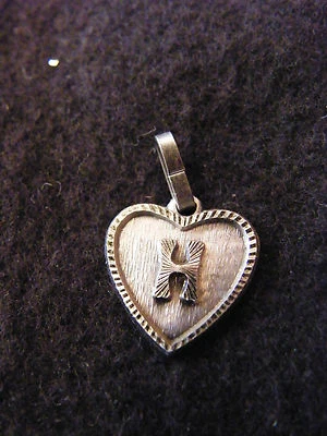 Pendente A Cuore In Argento Placcato Con Lettera H 1,5 Cm - Immagine 1 di 2