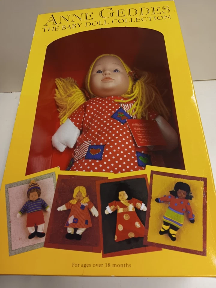 1999 Anne Geddes Soft Cuddy 14 Baby Doll MIB NRFB 18 Months and Older