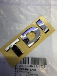 Logo distintivo emblema VW Golf 4 5 Passat Polo Touran originale 3B0853675AN739 nuovo - Foto 1 di 13