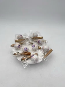 Lot of 8 Vintage New York Mets Baseball & Bat Keychains - Picture 1 of 4