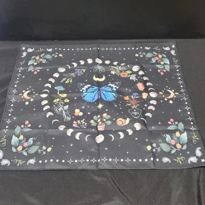 Celestial & Botanical Themed Alter/Tarot Cloth - Picture 1 of 3