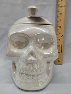 10 Strawberry Street weiß irisierend Totenkopf Kanister Halloween gruselig neu - Bild 1 von 13