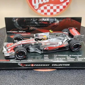 MINICHAMPS 1/43 Vodafone McLaren Mercedes MP4-22 Lewis Hamilton 2007 GP Japan - Picture 1 of 6