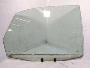 Audi A4 8D2, B5 door window glass rear left 1.90 diesel 81kw 1997 27573332 - Picture 1 of 3