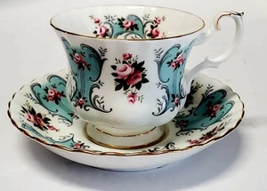 Royal Albert Teetasse & Untertasse Patricia Muster Love Storey Serie UK Bone China - Bild 1 von 10