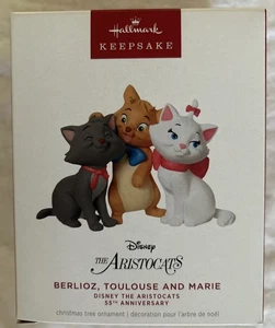 Hallmark Andenken Aristocats 55th Ann. Disney Ornament Berlioz Toulouse & Marie - Bild 1 von 4