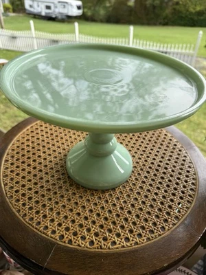 Plato de pastel Mosser de vidrio verde jadeíta de 10" hecho en Ohio EE. UU. Foto 1 de 4