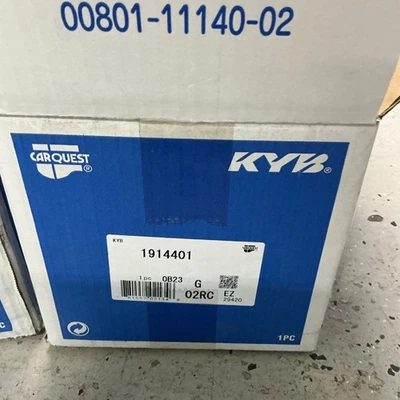 Suspension Strut KYB 334401 fits 98-02 Mazda 626 - Imagem 1 de 3