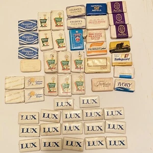 Lotto 52 saponette da viaggio hotel vintage Camay Bouquet Lux avorio palmoliva colgate - Foto 1 di 11