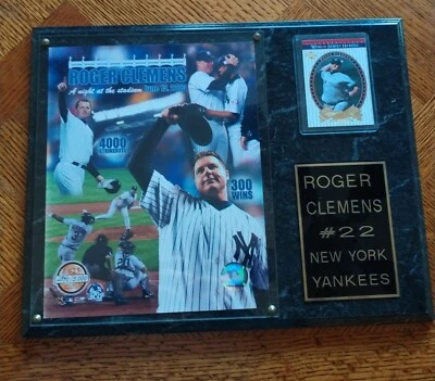 Placa de adición limitada de los Yankees de Nueva York Roger Clemens 300 victorias 4000 ponches Foto 1 de 4