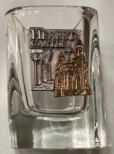 Vidrio de tiro cuadrado Hearst Castle con logotipo de peltre - Imagen 1 de 3