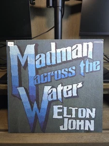 Elton John Madman Across The Water With Booklet LP Vinyl Record Album - Imagen 1 de 9