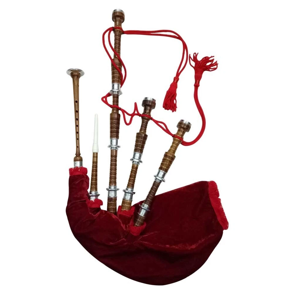 Nuovo Scozzese Great Highland Cornamuse Rosso Velluto E Fring Con Argento Mount - Immagine 1 di 1