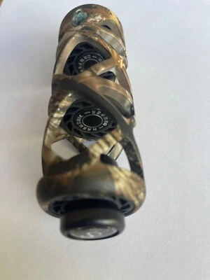 AXION ARCHERY AXION LOST CAMO 5 INCH STABILIZER, 3 BLACK MATHEWS HORMONIC DAMPERS *MADE IN USA