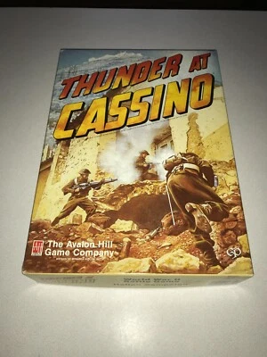  Avalon Hill Thunder at Cassino sin perforar, sin jugar, completo fuera de servicio raro Foto 1 de 4