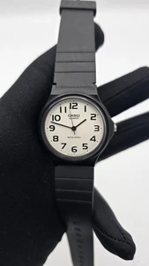 Casio Collection Unisex Armbanduhr MQ-24-7B2LEG Resin schwarz NEU feine Kratzer - Bild 1 von 9