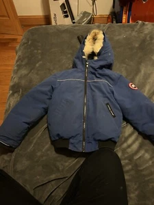 Kids Canada Goose Winter Jacket Size 5/6 - Picture 1 of 3