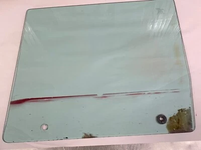 Fiat 124 Spider • Original Window Glass, Left or Right. Used. F6107 - Image 1 of 4