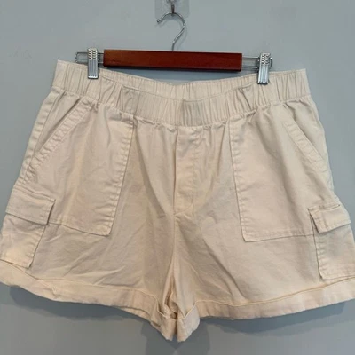 Lucky Brand Pull On Cargo Shorts Size Large - Image 1 of 4