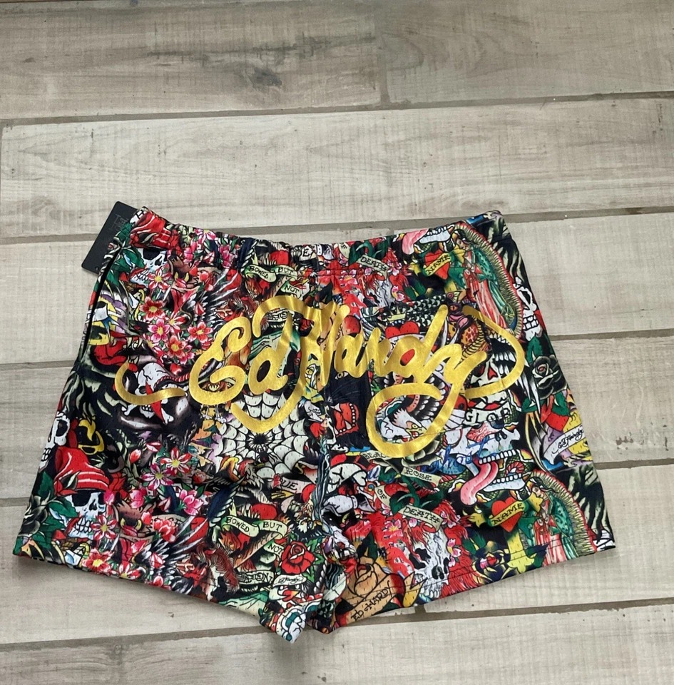 Pantalones Cortos Ed Hardy Para Hombres Malla Collage Gimnasio Tatuaje Rock Punk Calavera Diseñador Medianos Foto 1 de 4