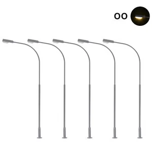 5 pezzi modellini treni scala OO 1:76 lampione metallo lampione bianco caldo paralume led - Foto 1 di 6