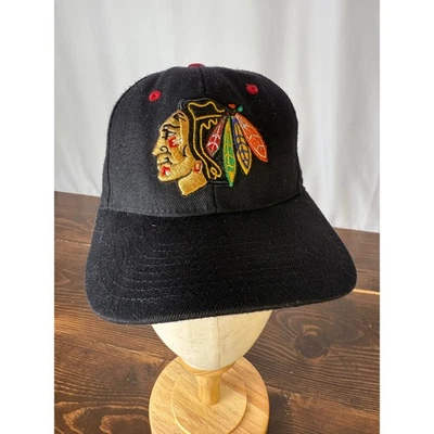 Chicago Blackhawks NHL Zephyr Fitted Hat Cap Mens Black Red Logo size 7 - Image 1 of 4