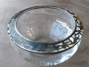 Vintage International ? Silver Sterling Silver Rim Cut Detail Glass Bowl FREESHI - Picture 1 of 6