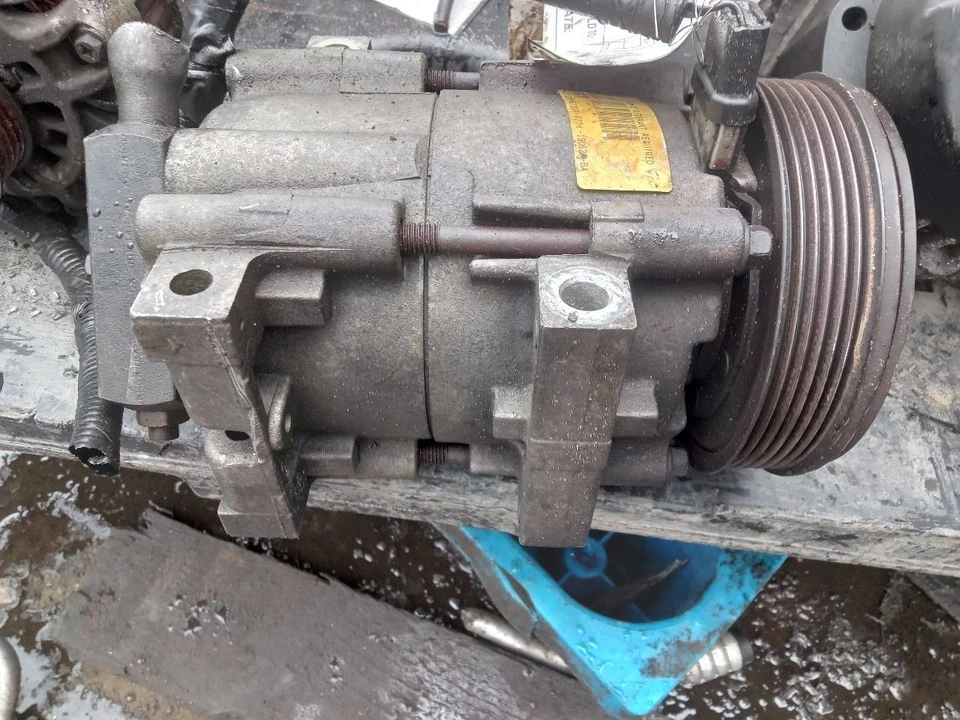 Compresor de aire acondicionado 4 puertas Sport Trac compatible con 96-05 EXPLORER 348764 Foto 1 de 4