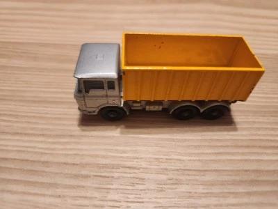 Vintage Matchbox Lesney No. 47 DAF Tipper Container Truck – read description - Image 1 of 4