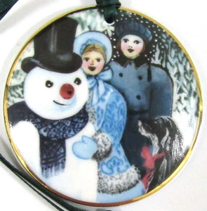 1991 Royal Copenhagen Den Kaere Familie Snowman Christmas Ornament Boxed - Picture 1 of 7