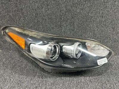2017-2022 Kia Sportage Halogen OEM Right Passenger Side Headlight Assembly - Image 1 of 4