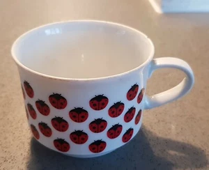 Vintage German Freiberger Porzellan coffee cup. - Picture 1 of 2