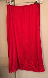 Olga Cherry Red Half Slip Vintage Size XLY Style 12241 NWOT - Picture 1 of 2