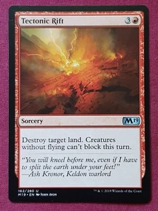 Magic The Gathering 2019 CORE SET M19 TECTONIC RIFT red card MTG - Foto 1 di 2