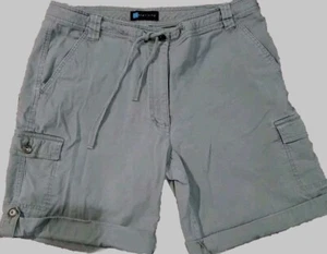 Relativity Shorts Stil RN#70246 Damengröße 16 kahki grün Bermuda Länge Carg - Bild 1 von 8