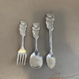 Oneida Baby Kleinkind Besteck Set 3-teilig Bär Hergestellt in den USA Community  - Bild 1 von 5